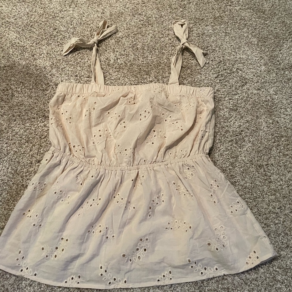 Womens Maurice summer tank size medium